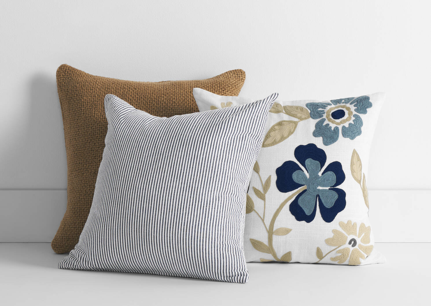 Coastal Picnic Pillow Set