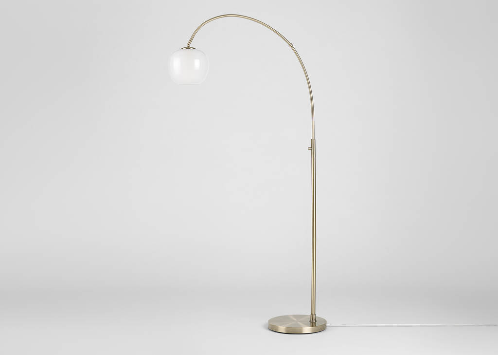 Lampe sur pied en arc Fremont