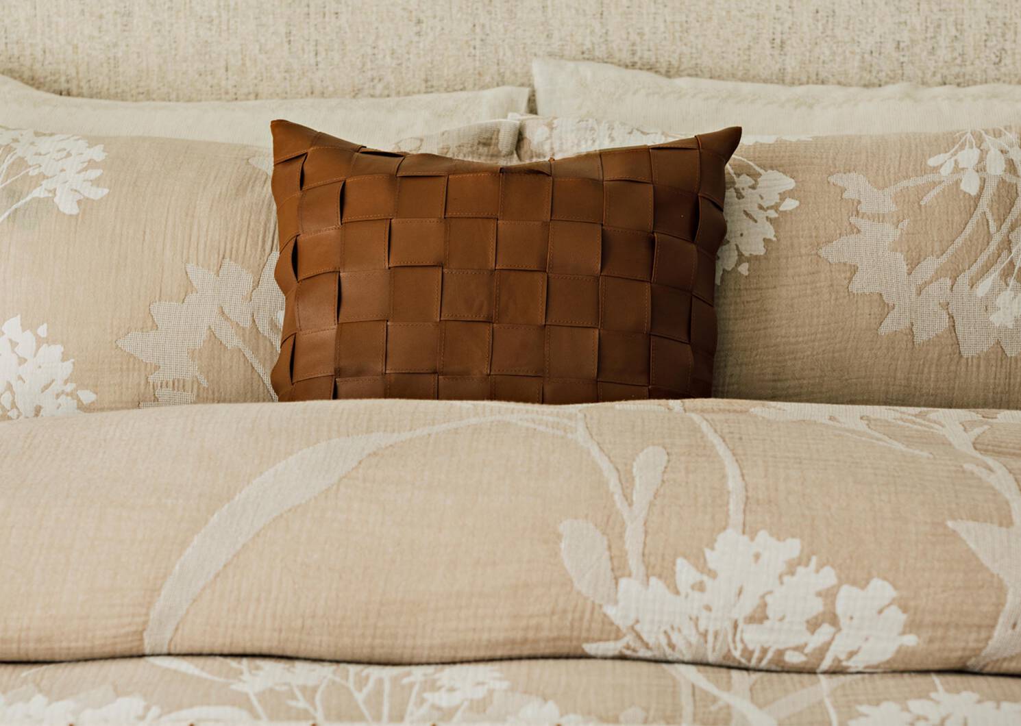 Coussin en cuir Quinn 20x20 cognac
