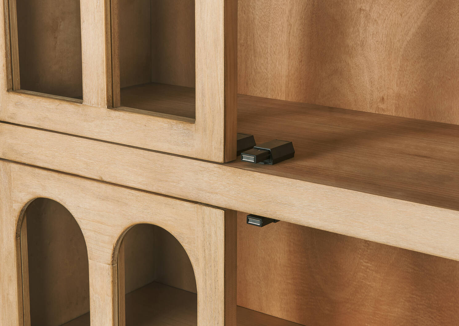 Wesmore Cabinet -Levin Natural