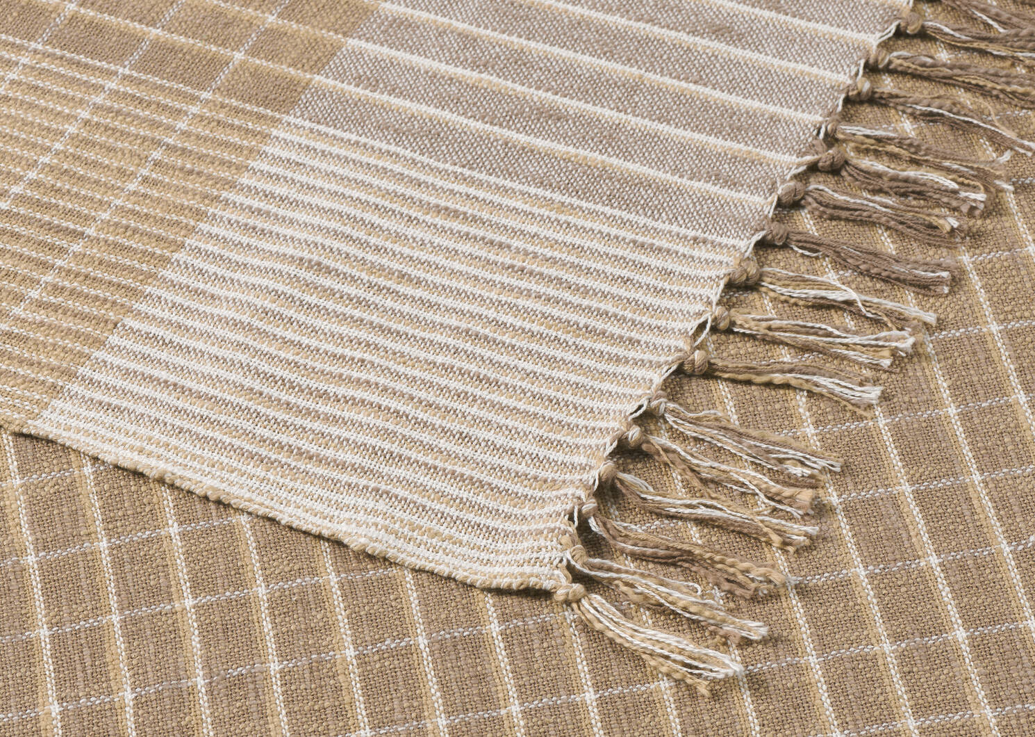 Stevie Cotton Plaid Throw Fawn/Multi