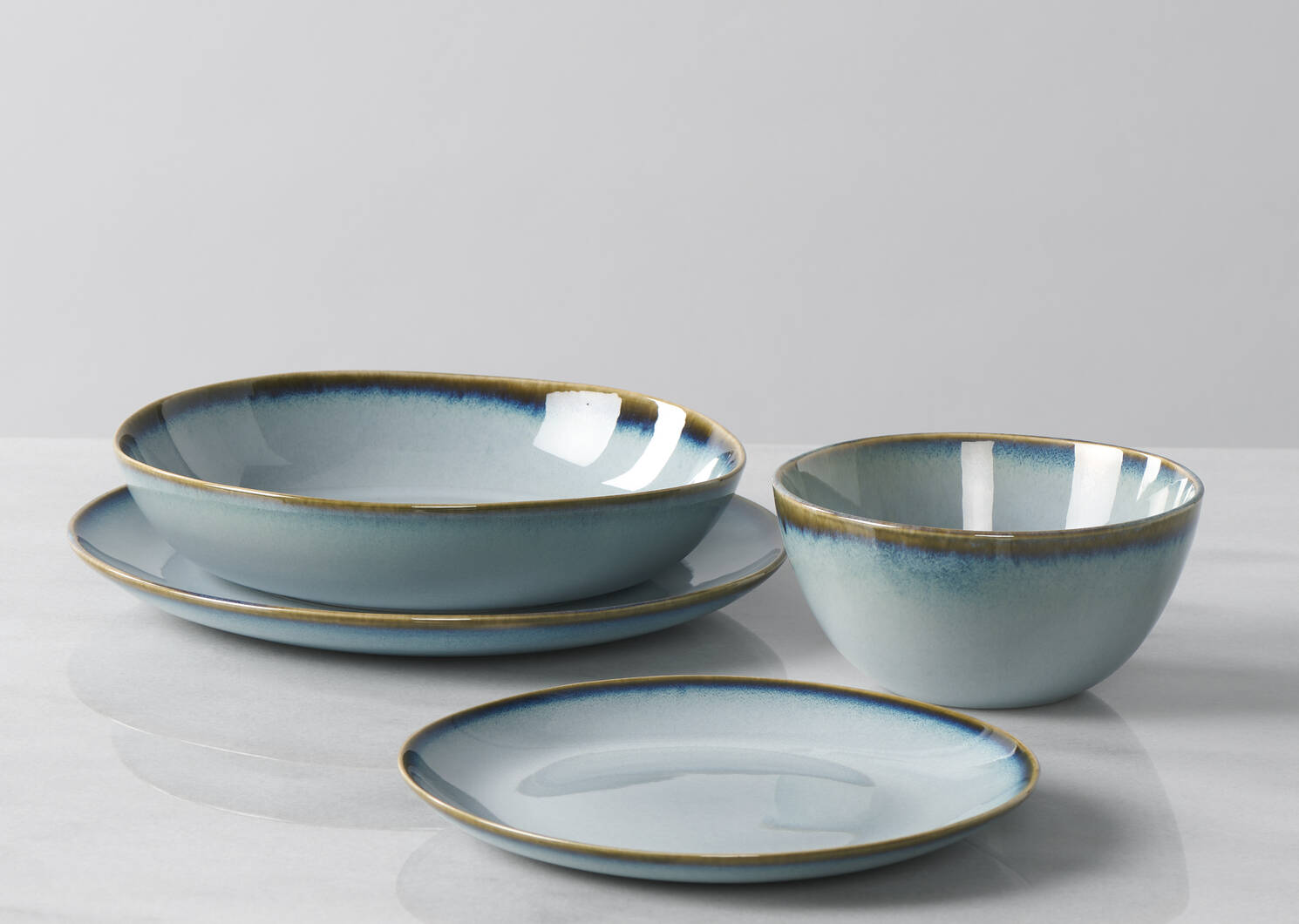 Burritts 16 piece Dish Set Lt. Blue
