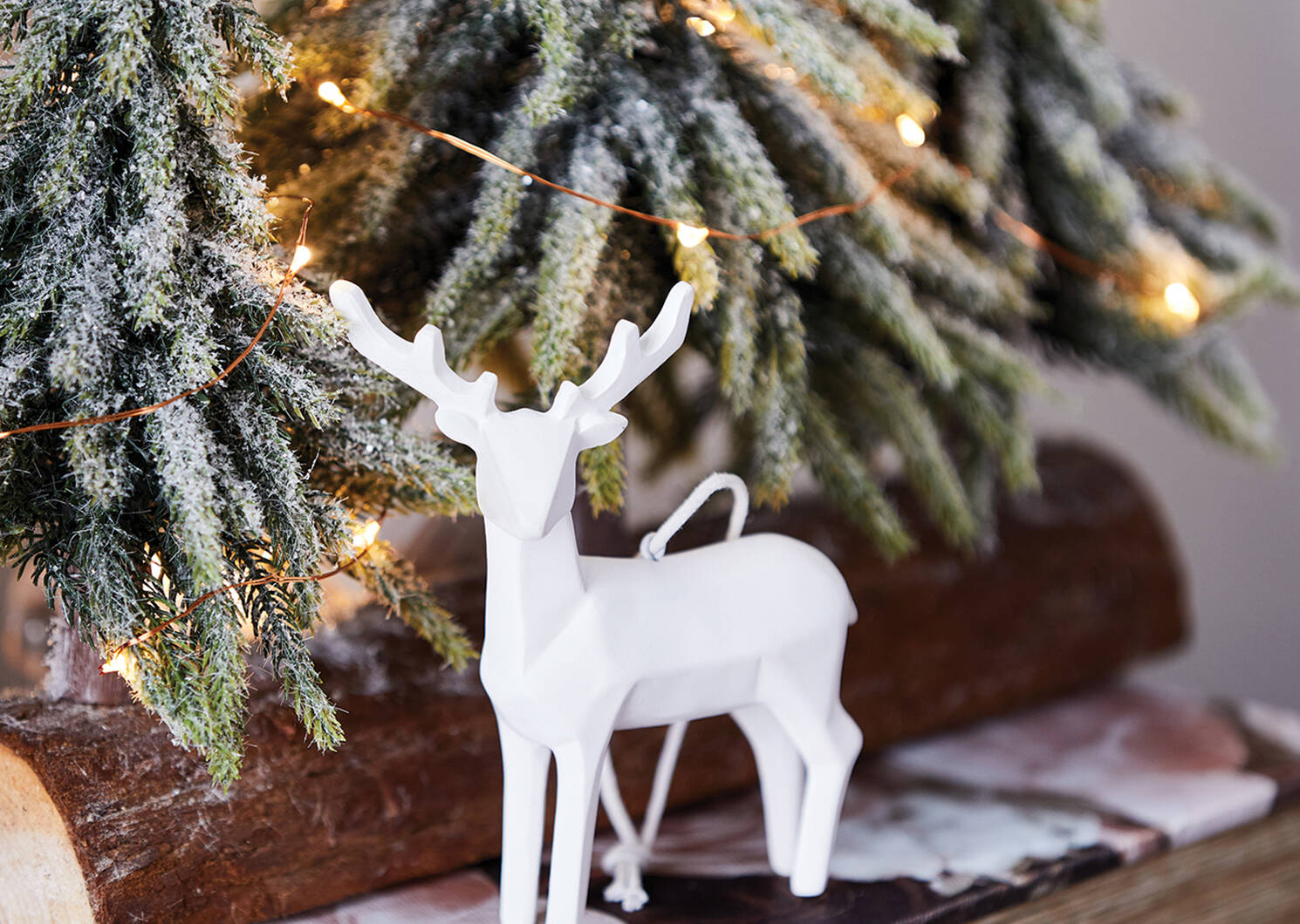 Sapins de Noël décoratifs Yukon