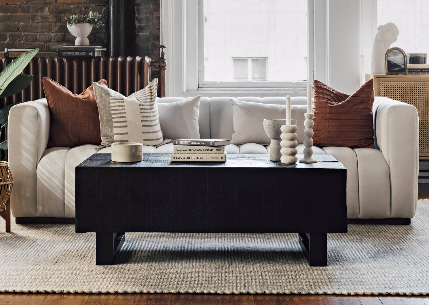 Yves Coffee Table -Black