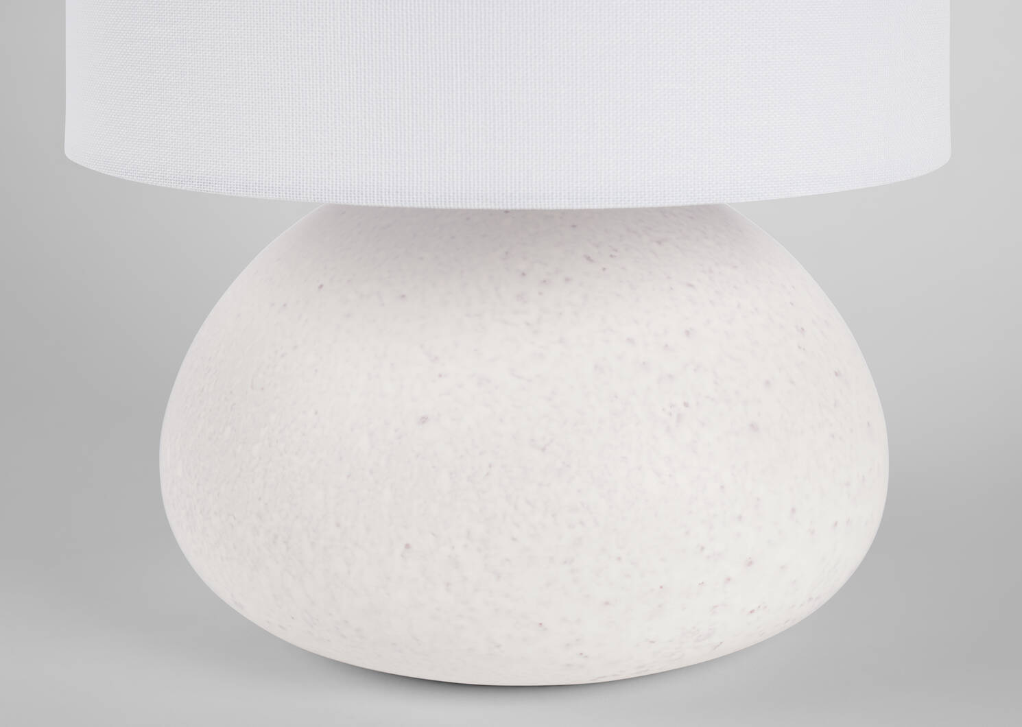 Roselyn Table Lamp