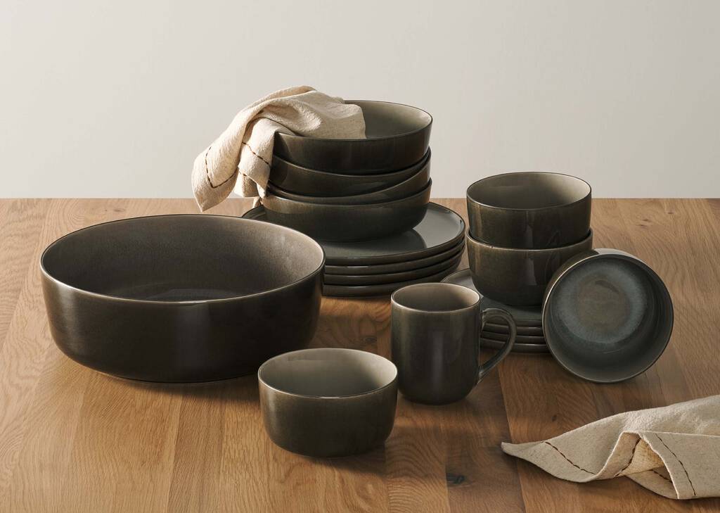 Service de vaisselle Quadra 16 p.