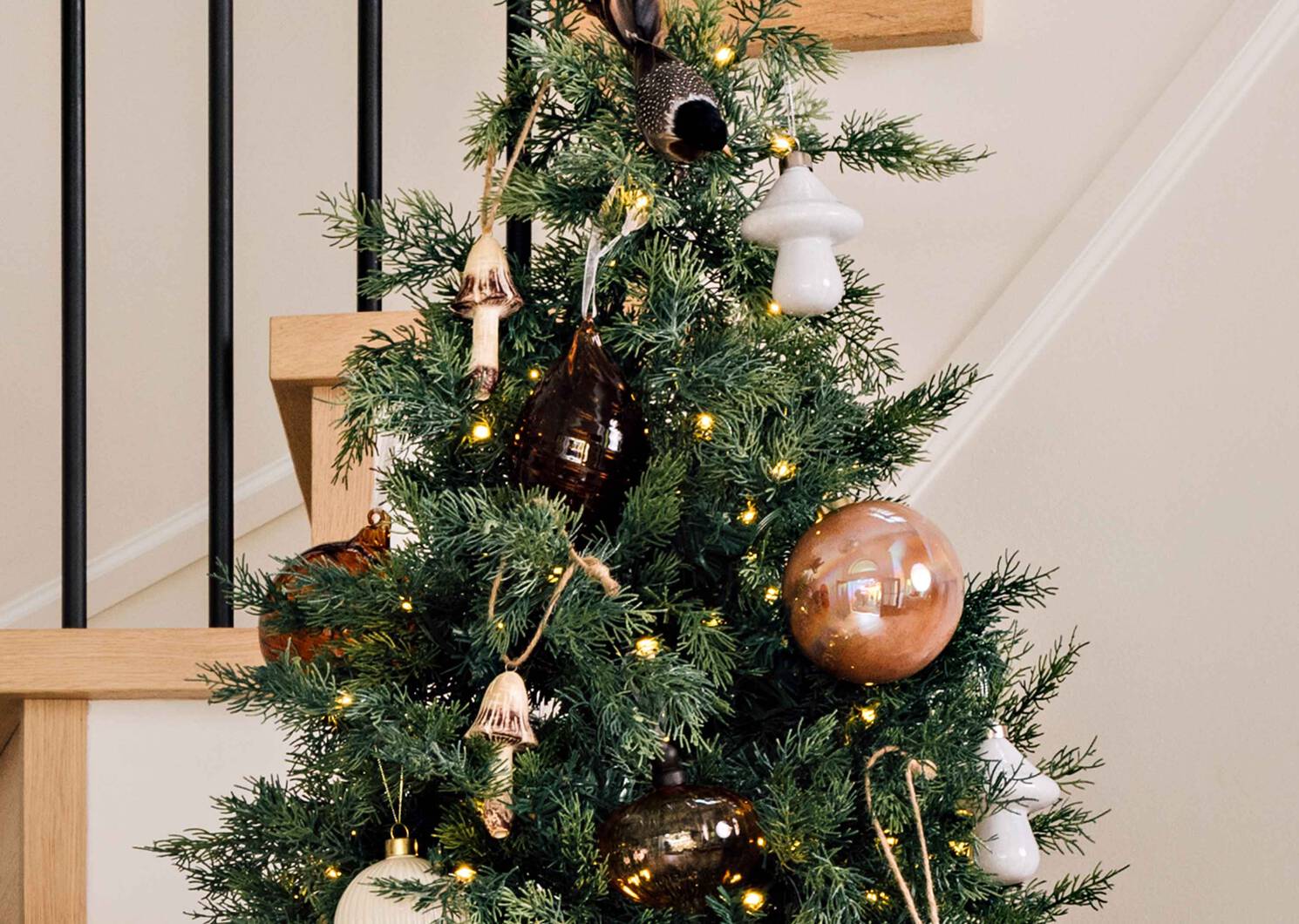 Adams Mushroom Ornament White
