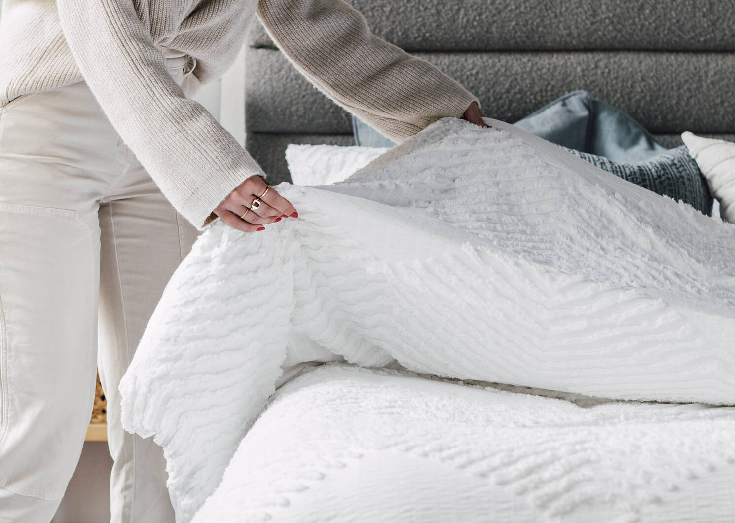 Rogan Duvet Set - White