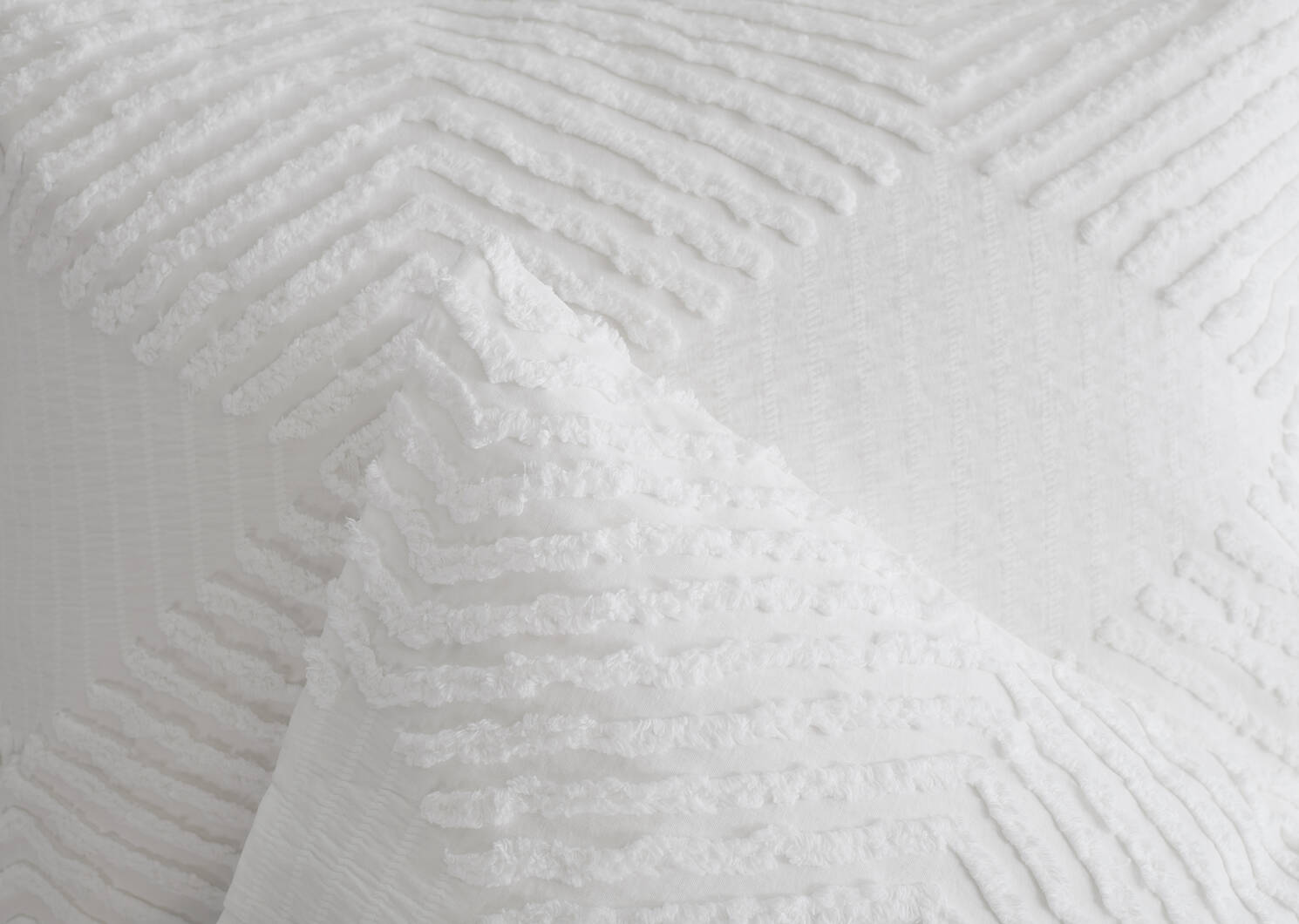 Rogan Duvet Set - White