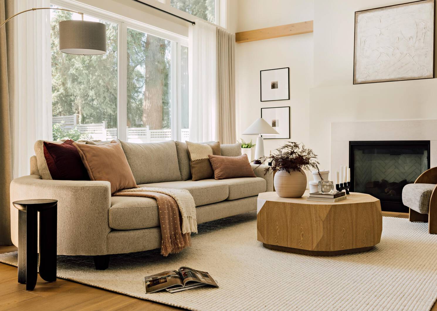 Richard Rug 60x96 Ivory