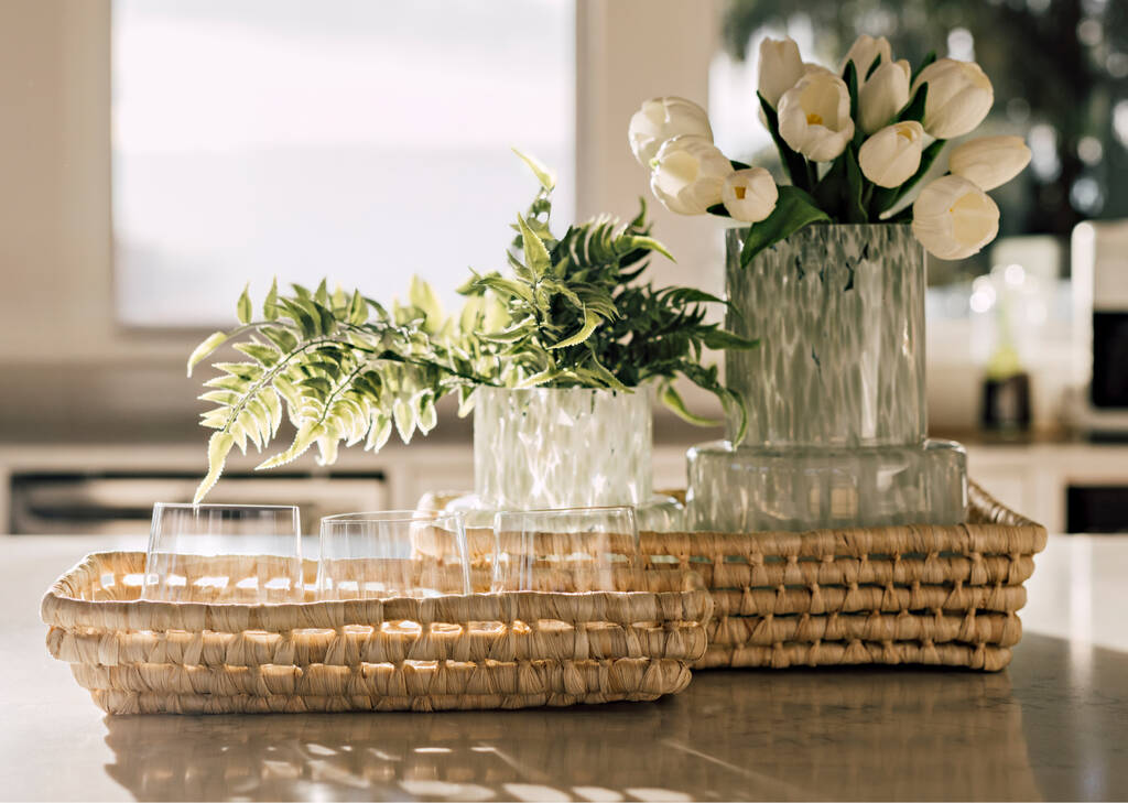 Agnes Tulip Bunch White