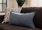 Coussin Layton 14x24 bleu mer