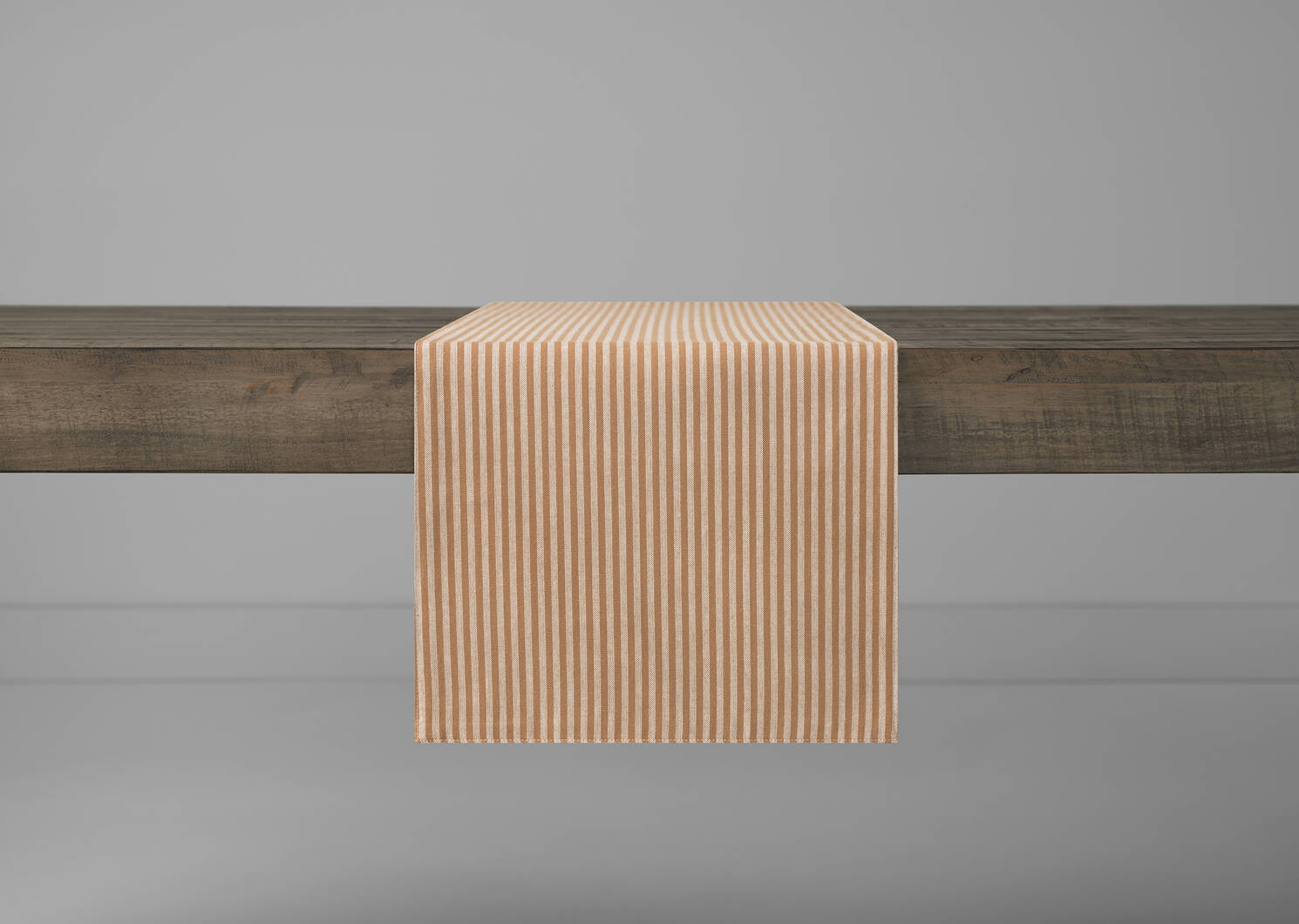 Chemin de table Acorn naturel/faon