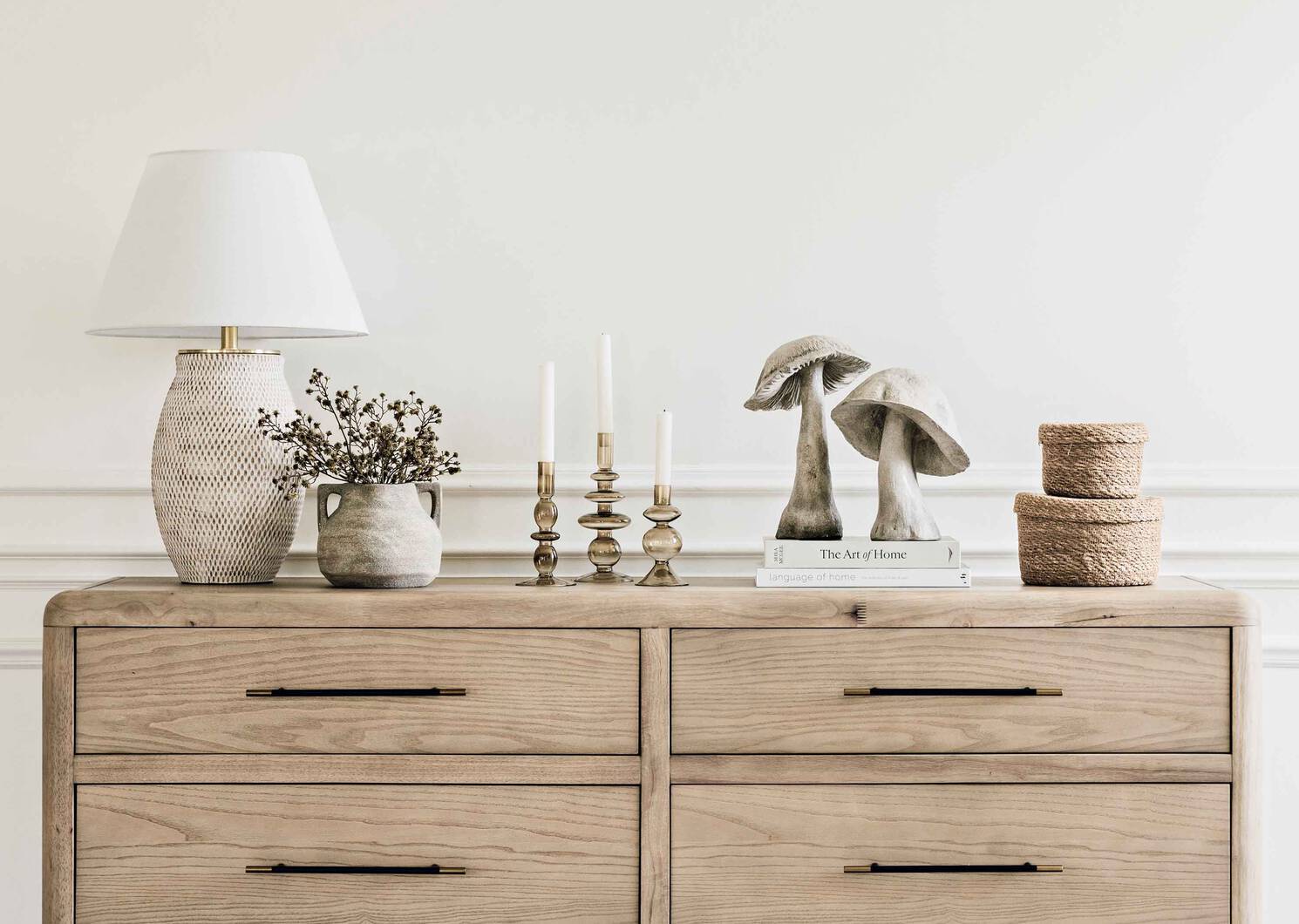 Eloi Vases