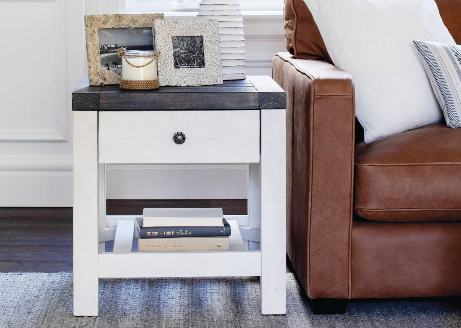 Laurier Side Table -Meyer Dove