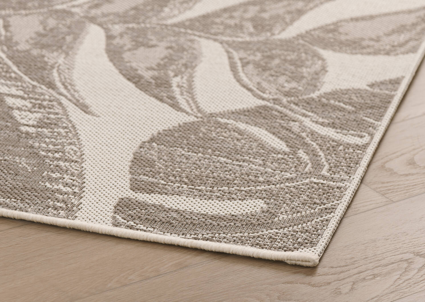 Malta Outdoor Rug 63x91 Natural