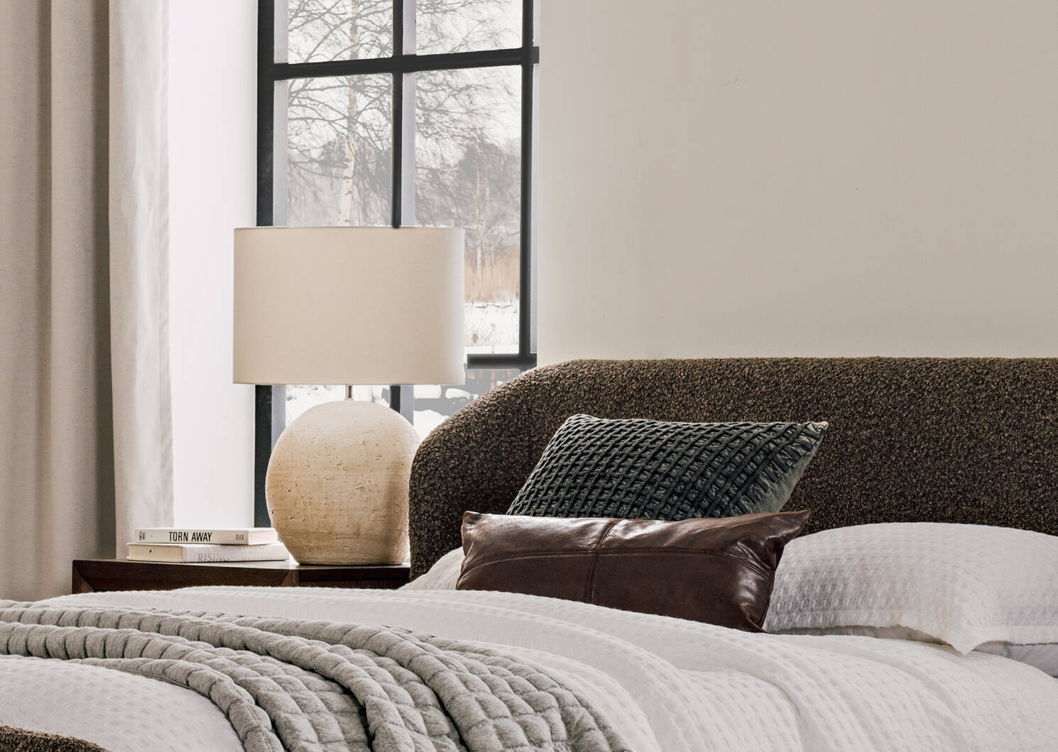 Coussin similicuir Jarvis 12x22 br foncé