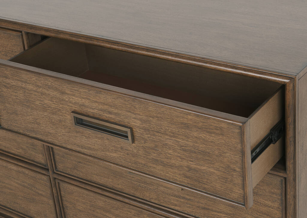 Bureau Wickham -Arwin brandy