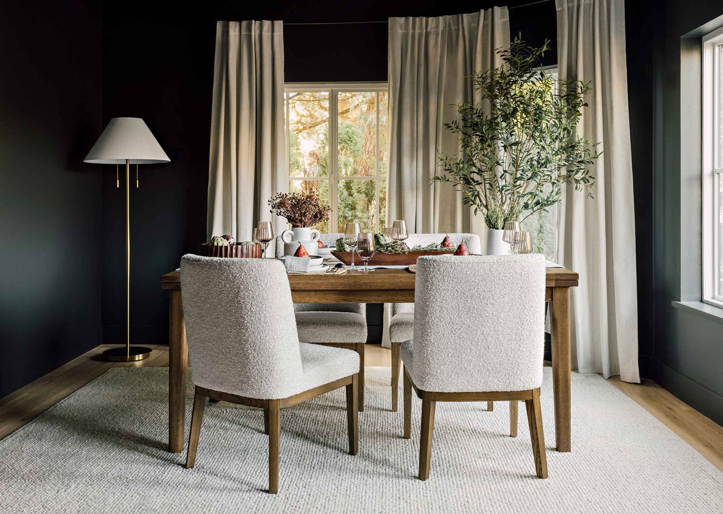 Carlisle Ext Dining Table -Charme Amber