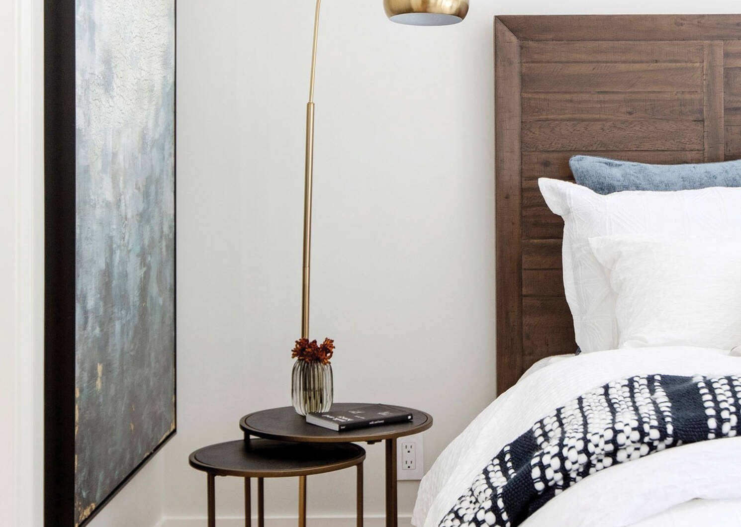 Aura Floor Lamp Brass