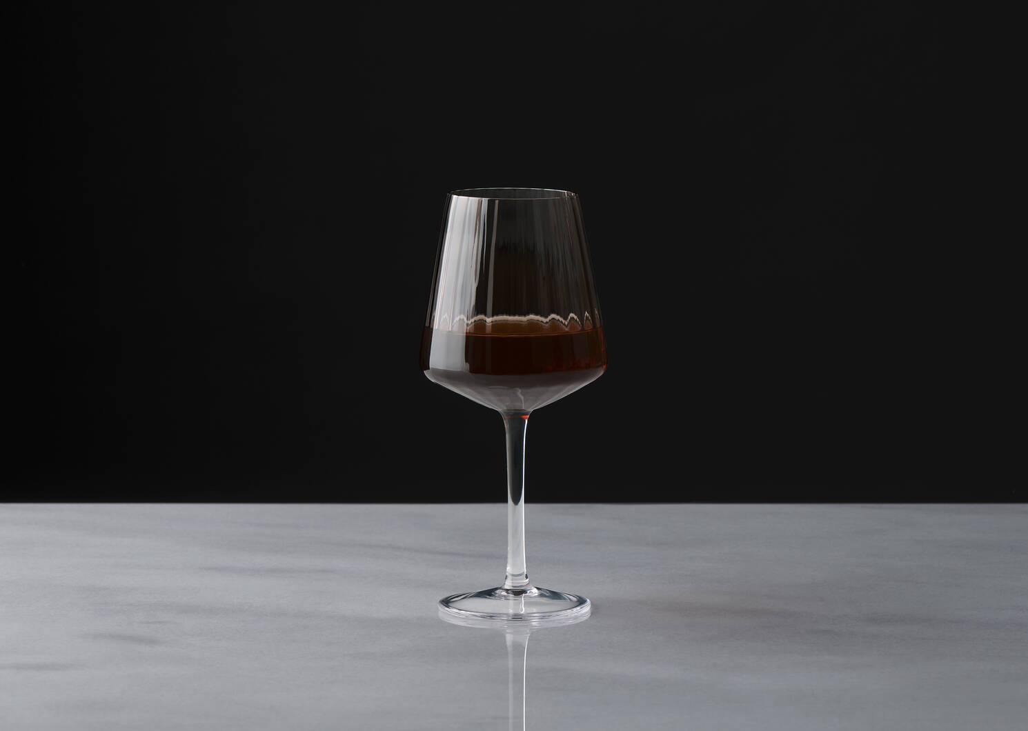 Leon Wine Glass Haze