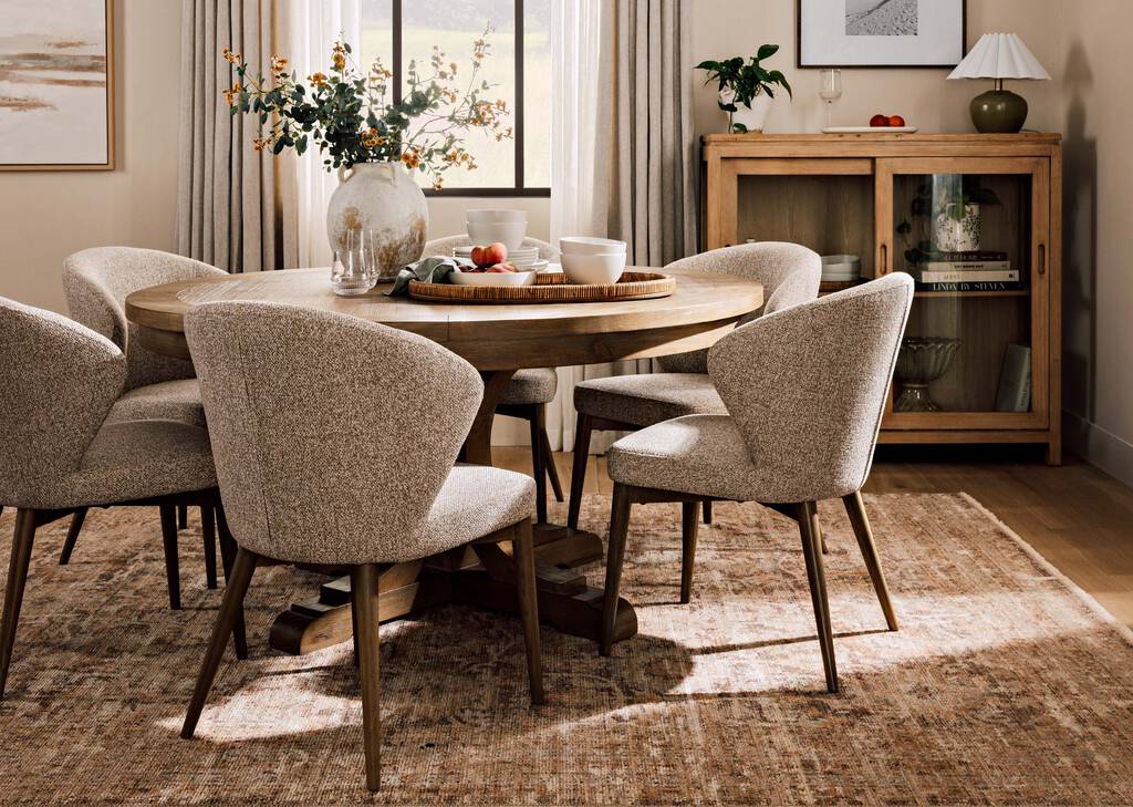 Monroy Cabinet -Levin Natural