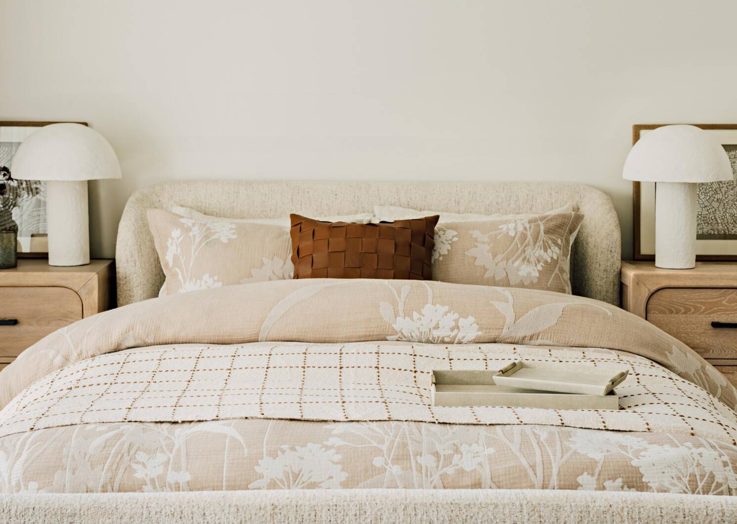 Gabi Bed -Pascal Cream, KING