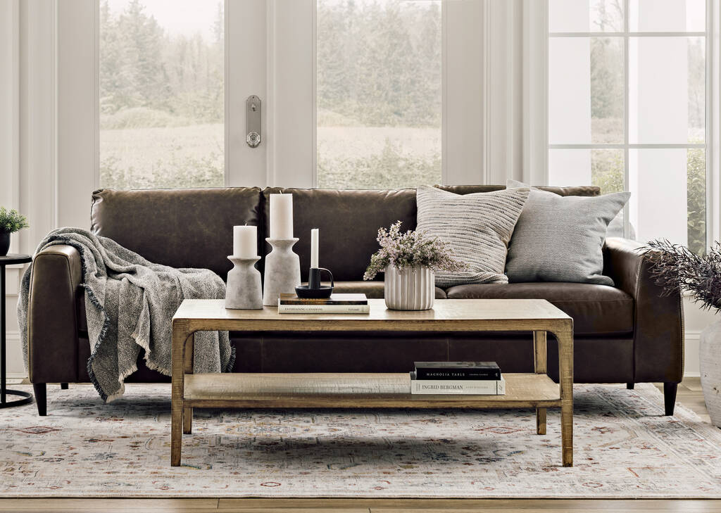 Cillian Candle Holder