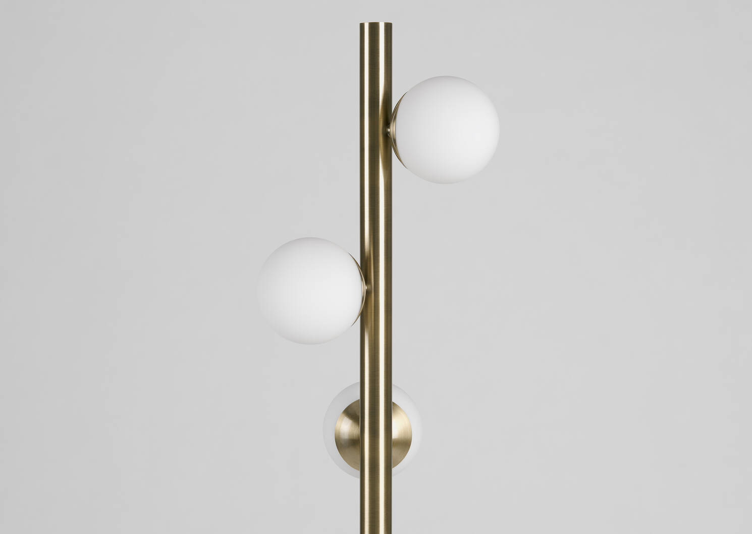 Lampe sur pied à DEL Leary laiton