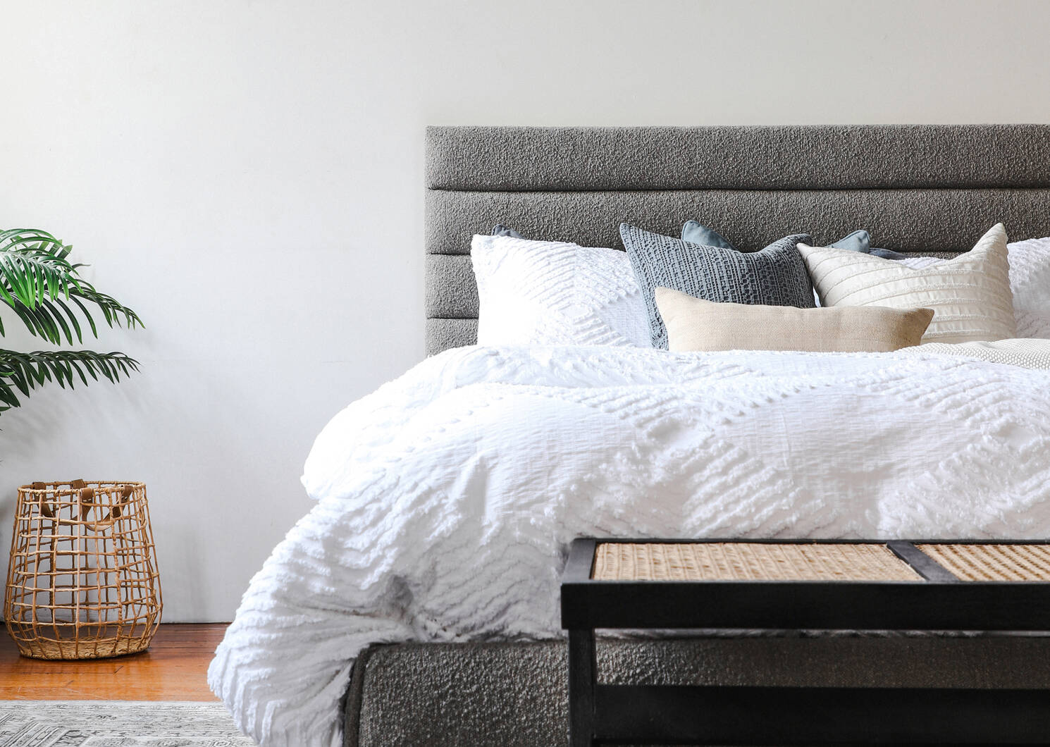 Rogan Duvet Set - White