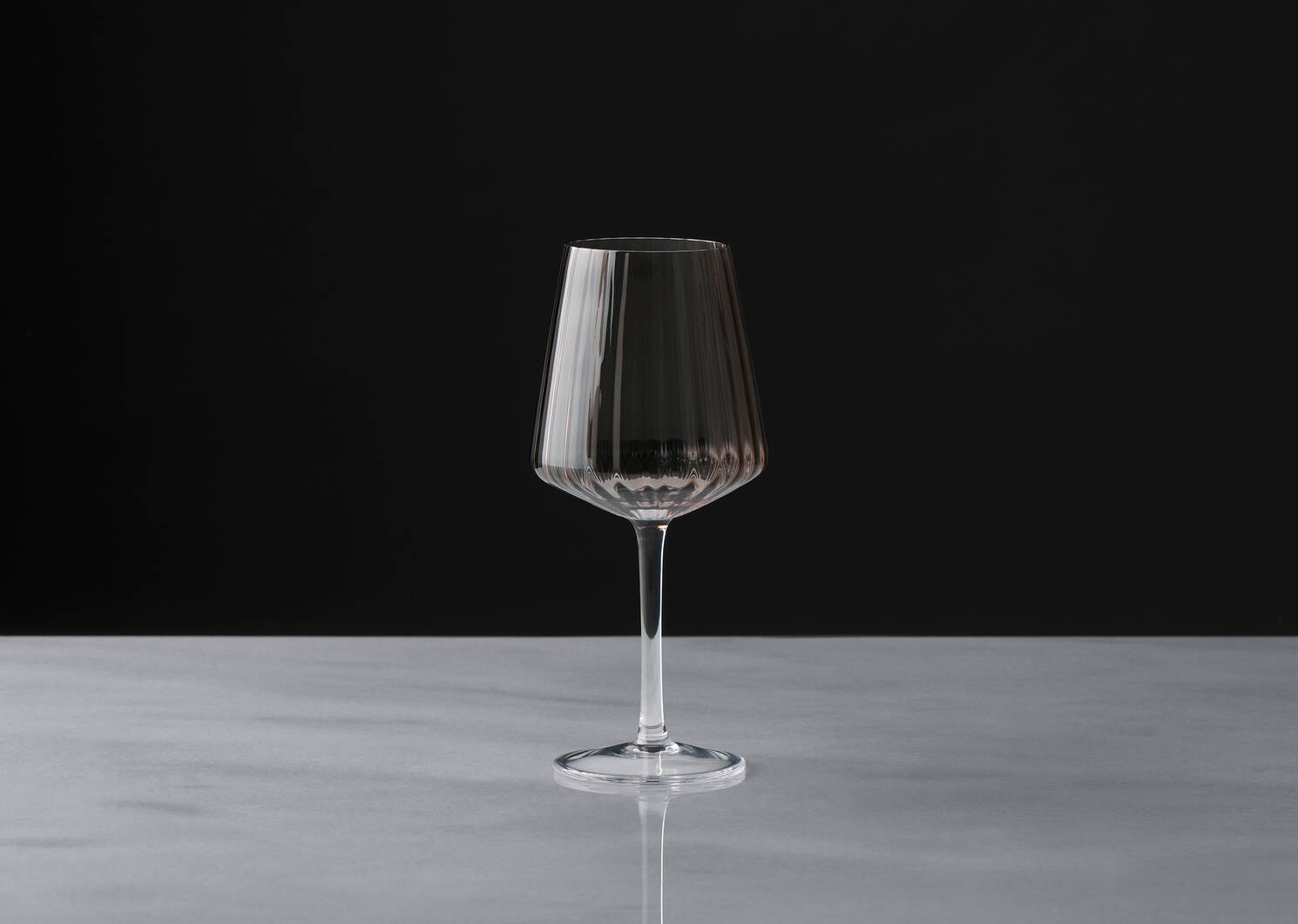 Leon Wine Glass Haze