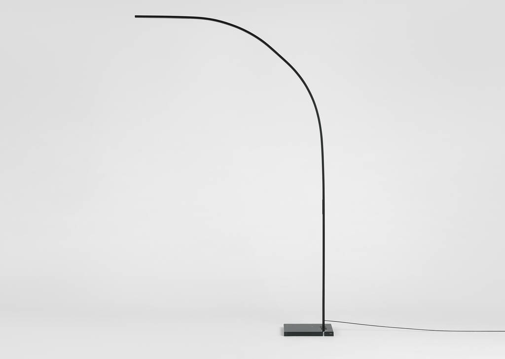 Lampe sur pied en arc DEL Tyne noire