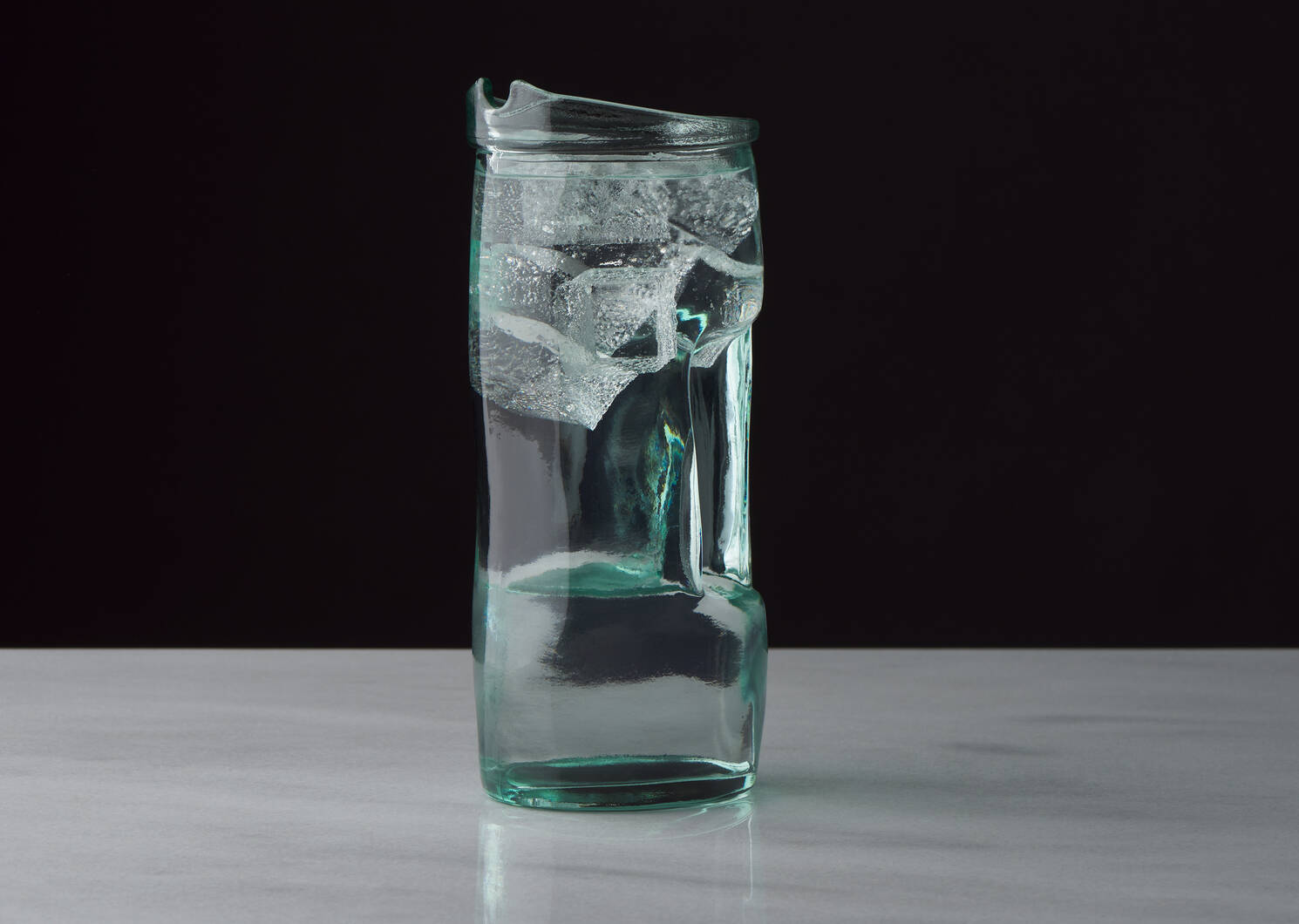 Marta Carafe Clear