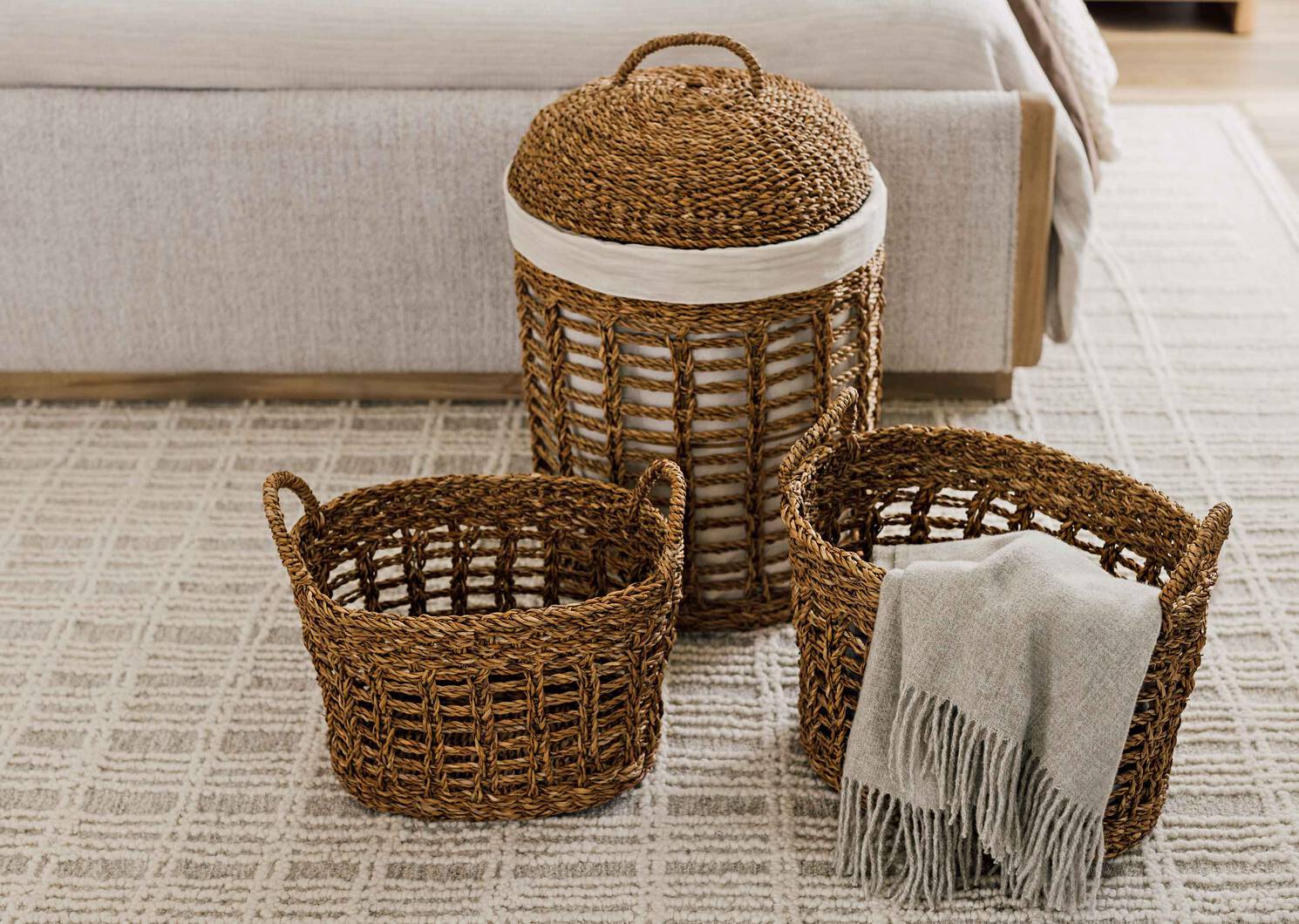 Nichols Wool Rug 60x96 Grey/Ivory