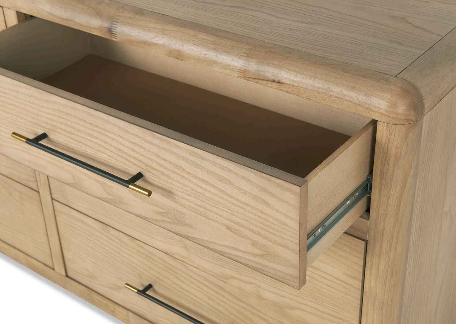 Wallen Dresser -Dunn Ginger
