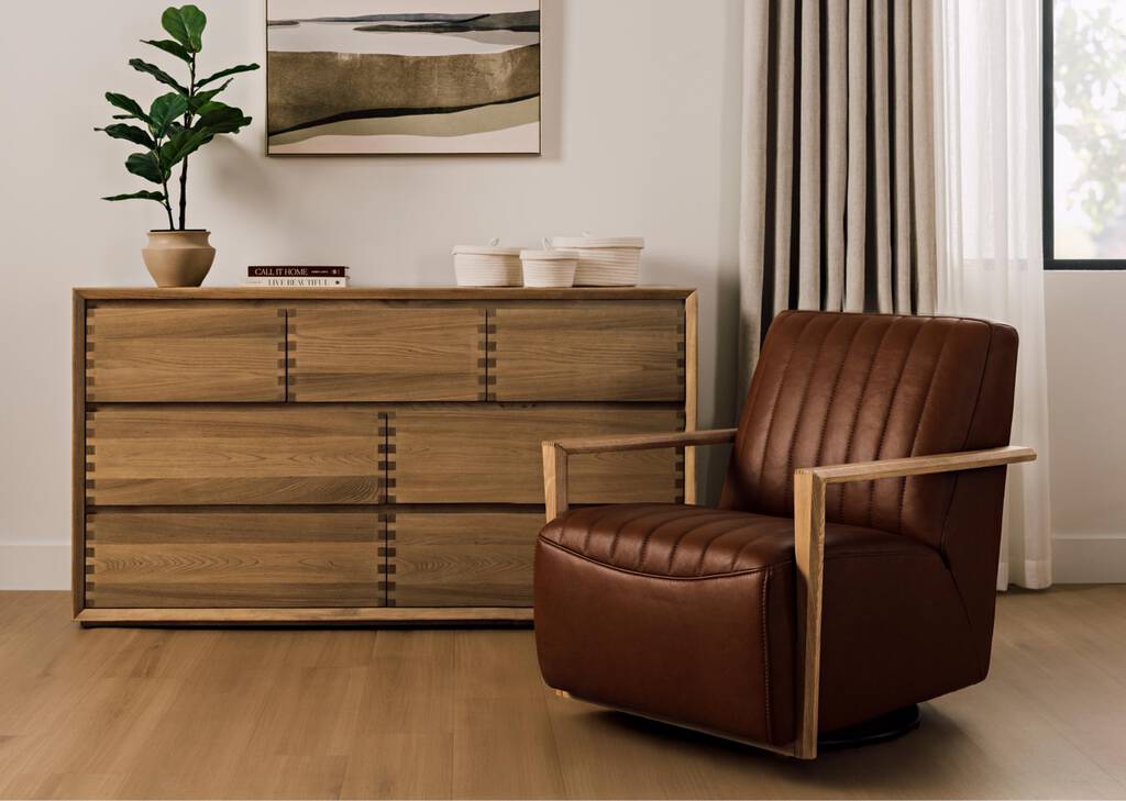 Fauteuil piv. en cuir Simone -Ari car.