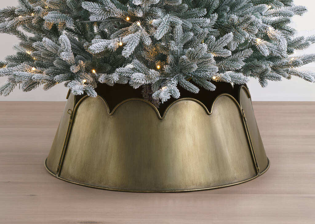 Cache-pied de sapin Scalloped laiton