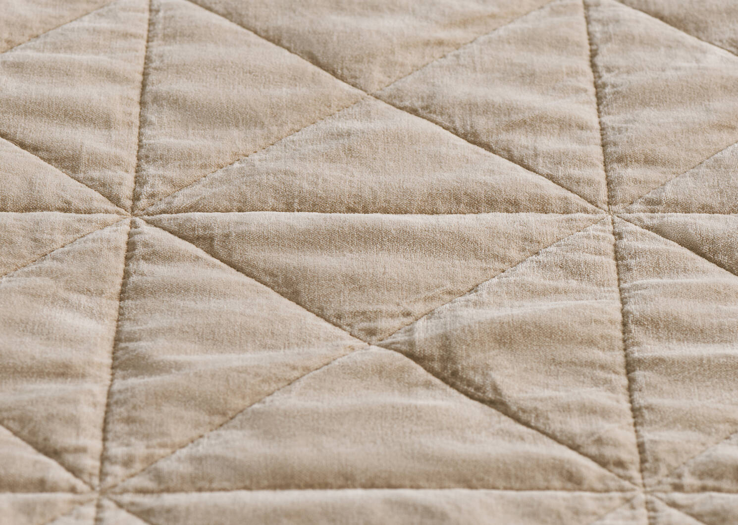 Joye Cotton Velvet Coverlet Latte