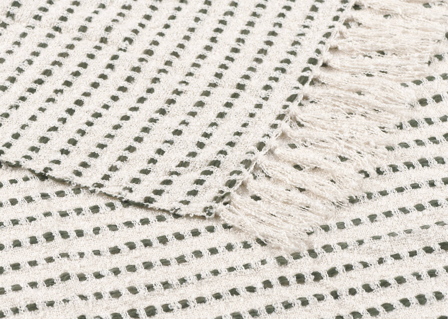 Whitby Throw Ivory/Green