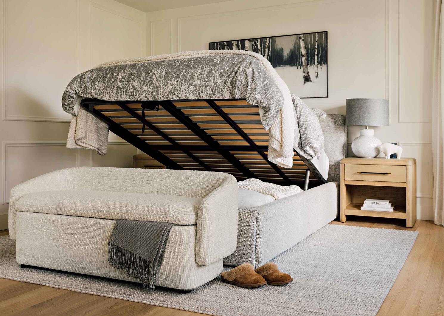 Ewan Storage Bed -Yuri Oyster, QUEEN