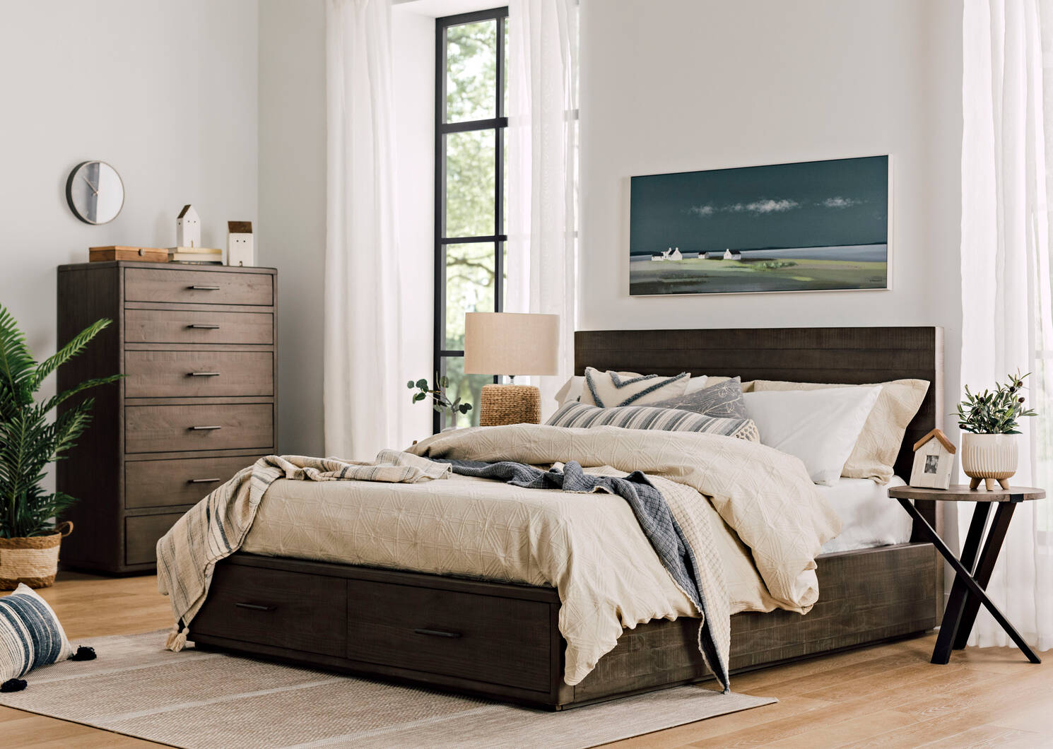 Macklin Storage Bed -Kirun Stone, QUEEN