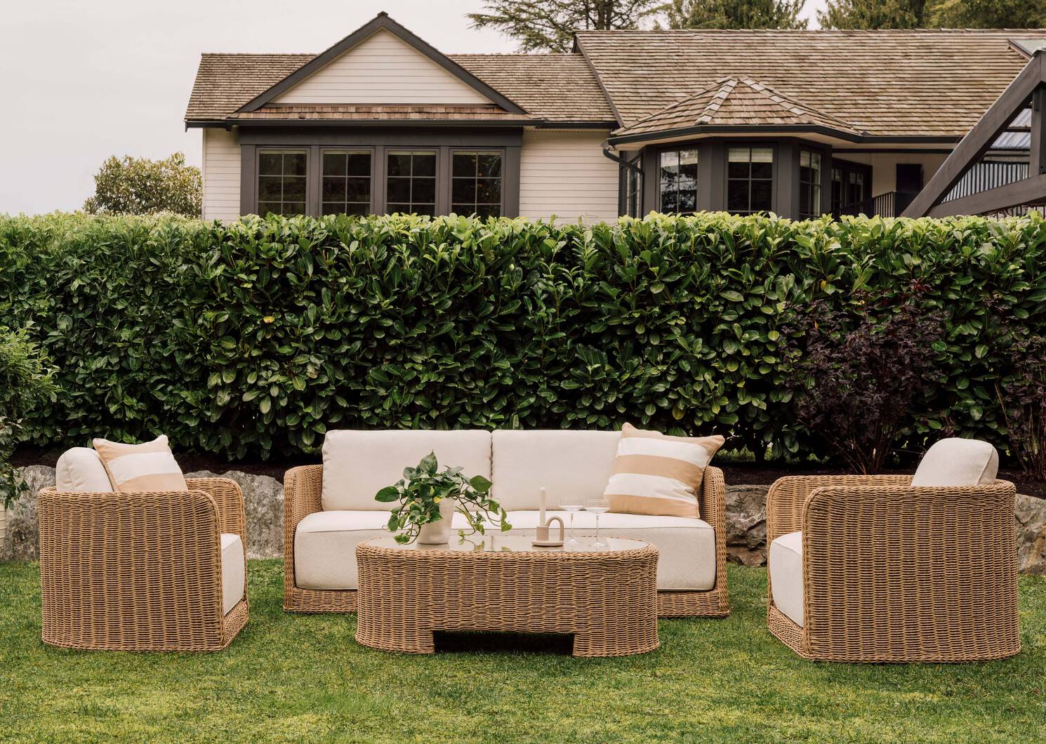 Malti Outdoor Sofa -Natural