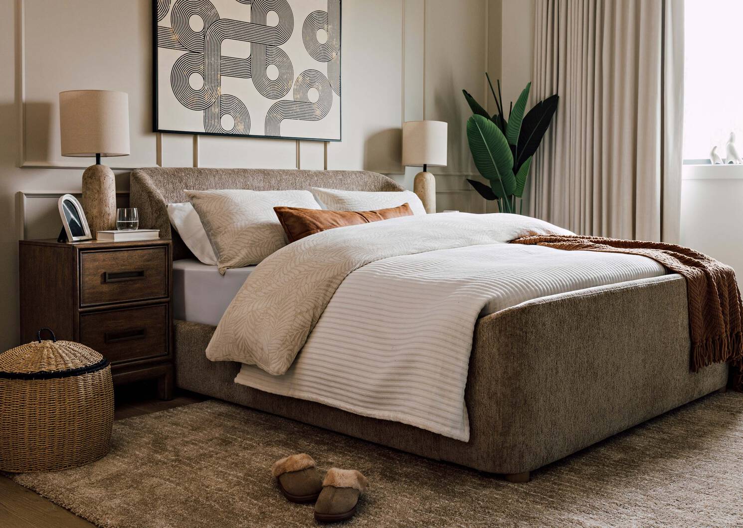 Wickham Slim Nightstand -Arwin Brandy