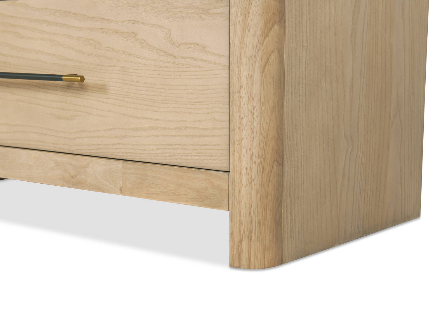 Wallen Dresser -Dunn Ginger