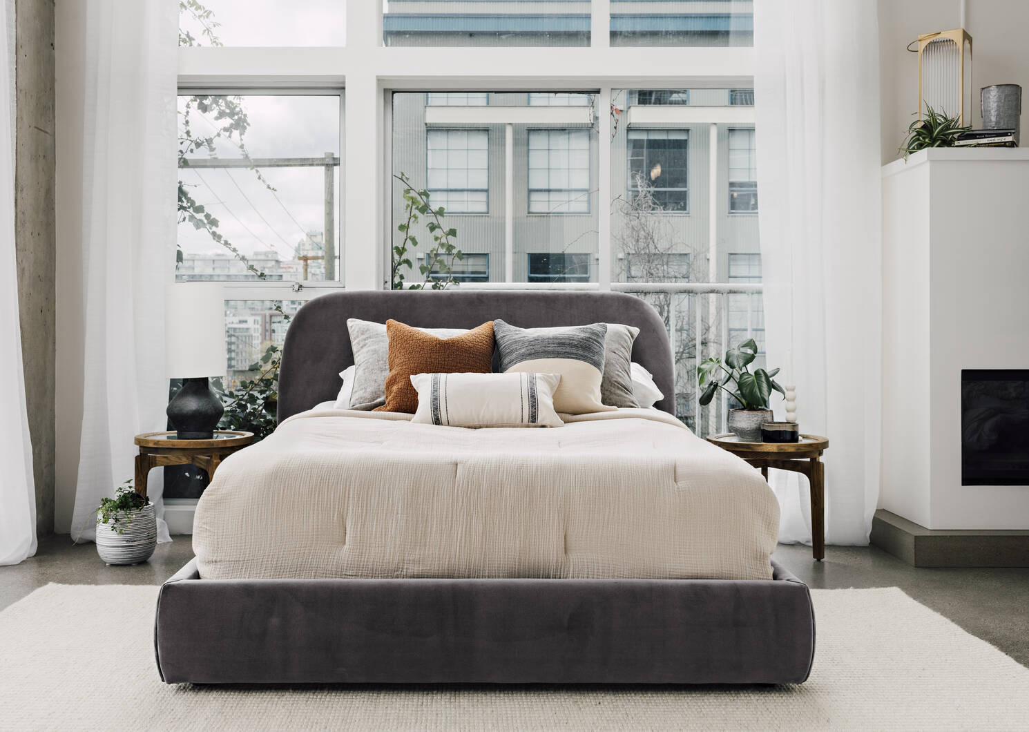 Rielle Bed -Eaton Mink