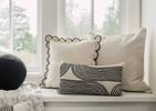 Coussin Evora 12x22 sable/noir