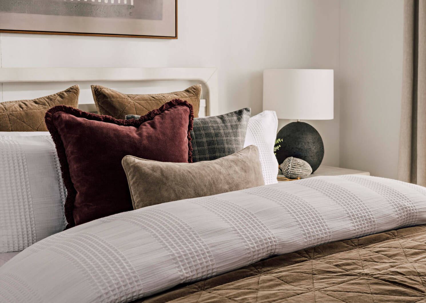 Marisol Storage Bed -Nevin Fog, KING