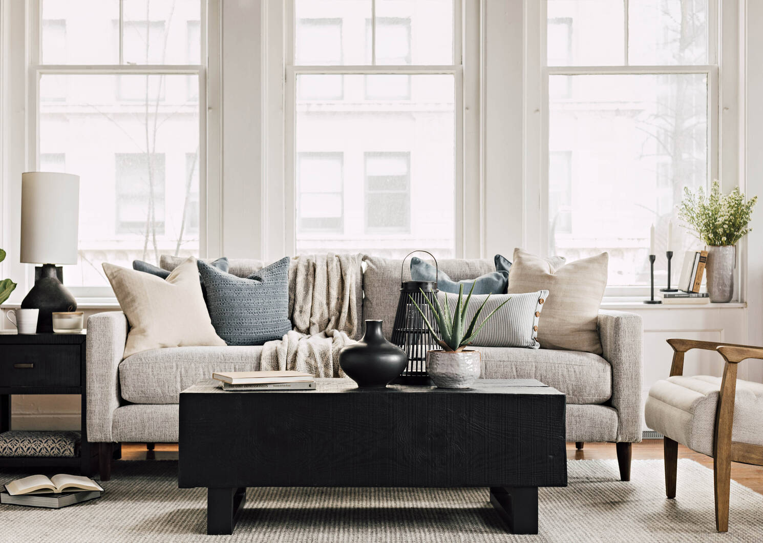 Yves Coffee Table -Black
