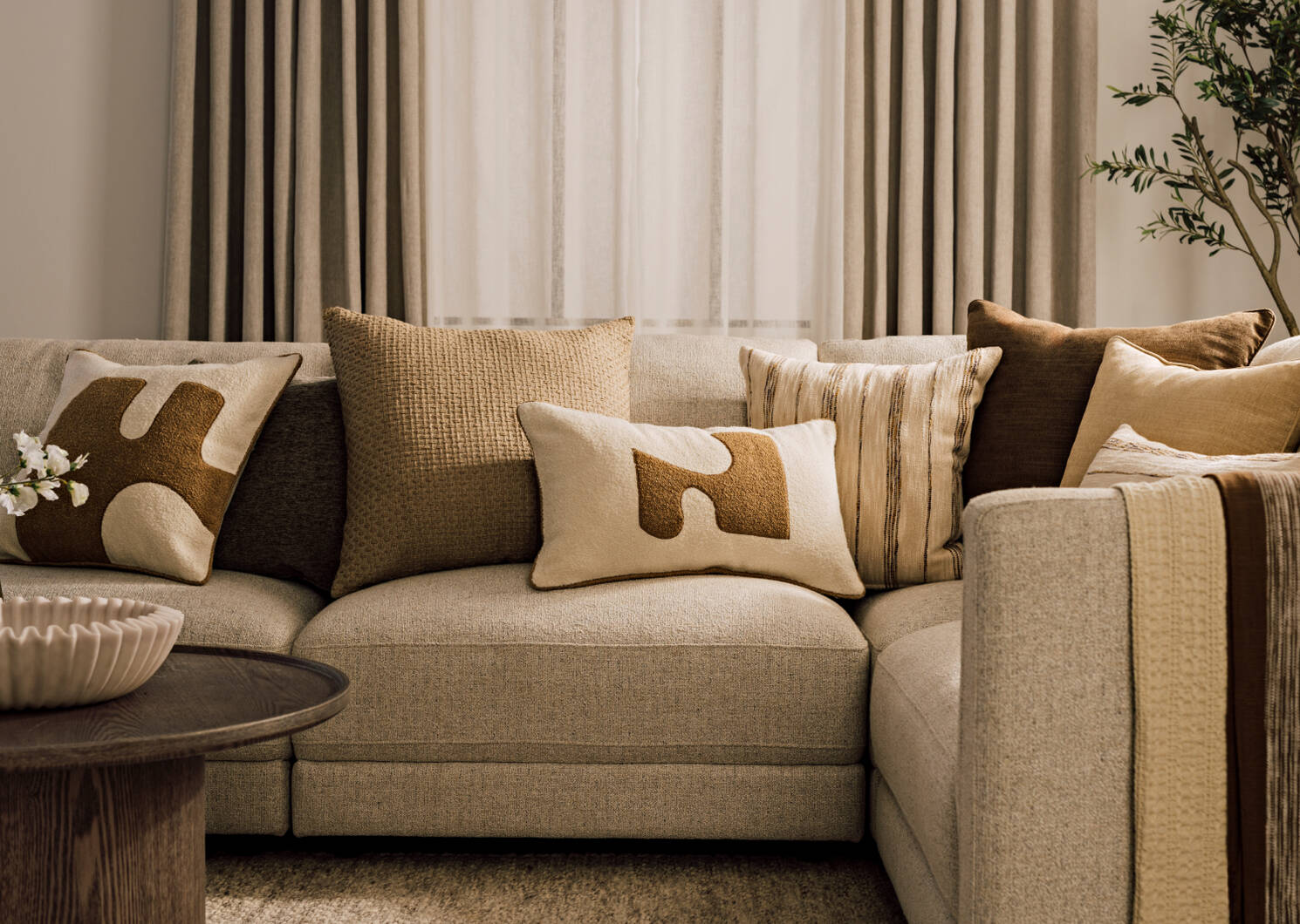 Coussin en coton Chiara 24x24 savane