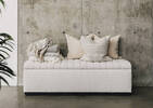 Oliver Storage Bench -Levie Sand
